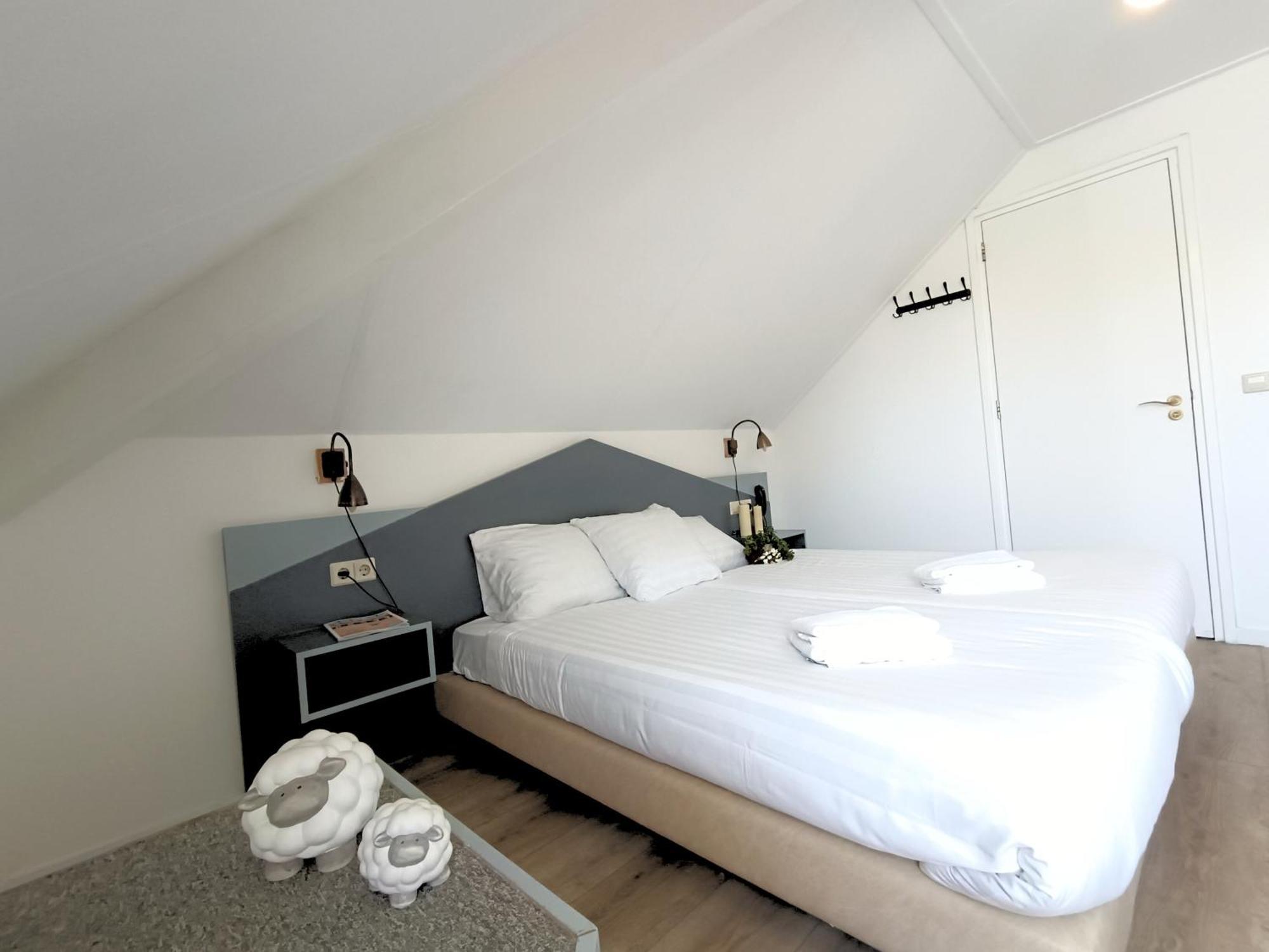 Hotel Den Burg Kültér fotó