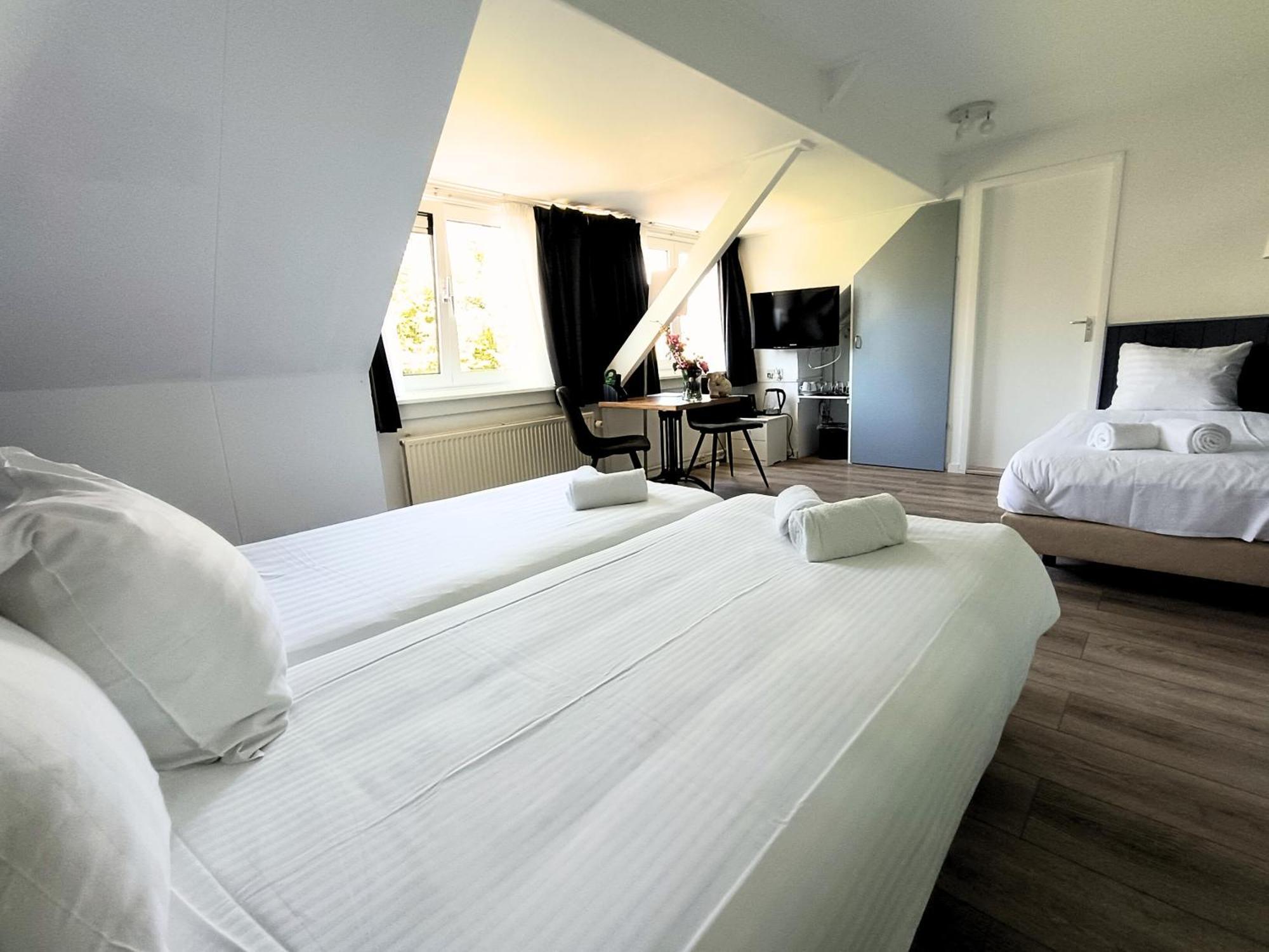 Hotel Den Burg Kültér fotó