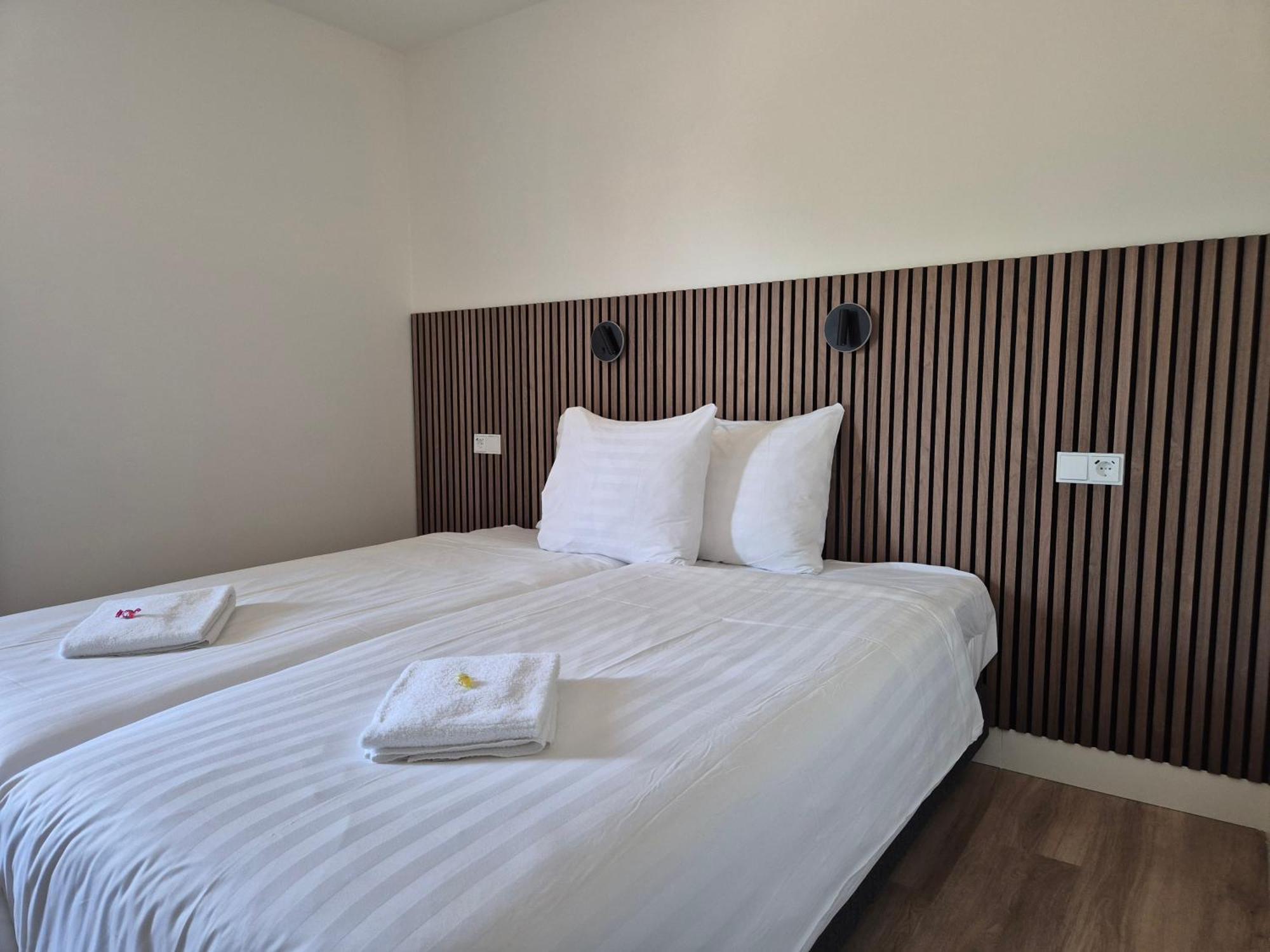 Hotel Den Burg Kültér fotó