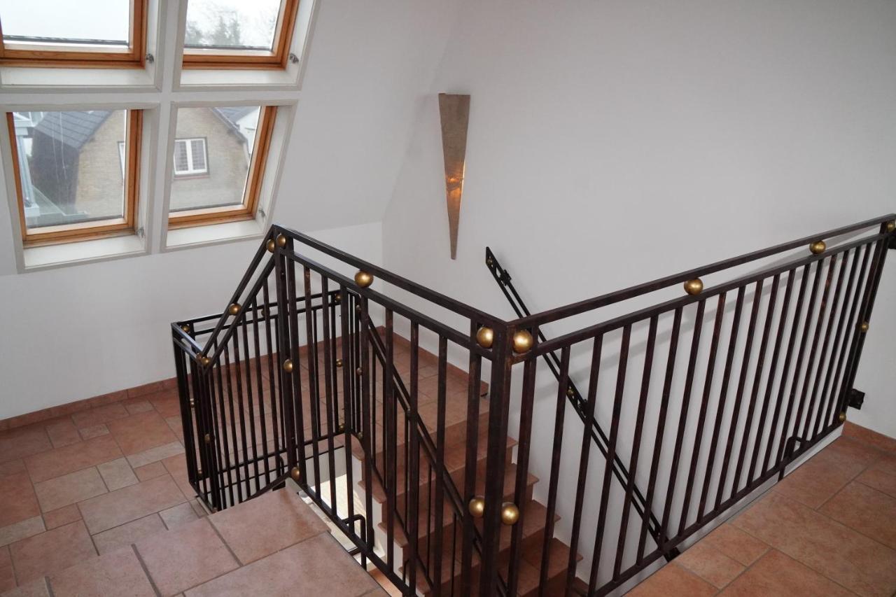 Hotel Den Burg Kültér fotó